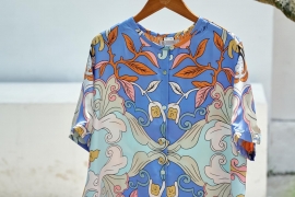 Silk shirt with Buddha hand fruit pattern